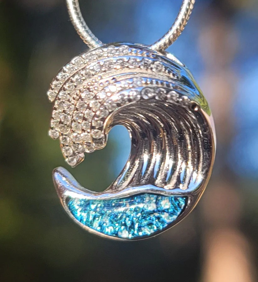 Best Cremation Necklaces & Pendants
